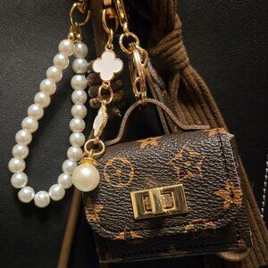 Miniature Chocolate PU Purse Charm -Knotted Ropes, Enamel Clover & Pearl Chains